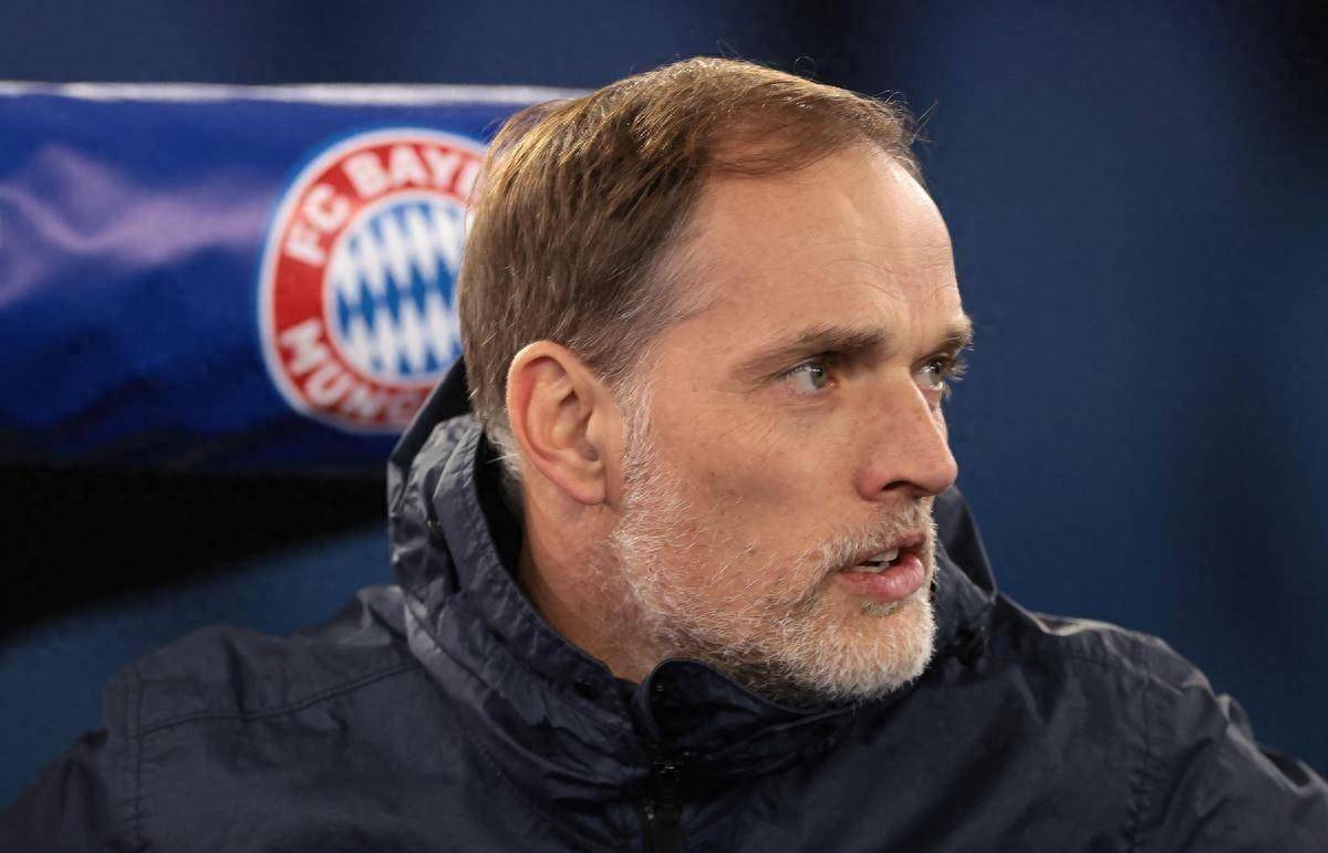 包含拜仁慕尼黑主帅再度换帅，球迷担心球队稳定性的词条