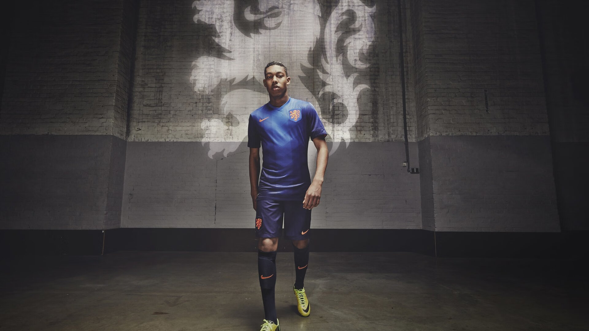 从联合杯到美网,西西帕斯如何用逆转艺术统治全场